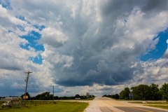 13 maggio 2019 severe thunderstorm supercell near Chandler Oklahoma Tornado Tour StormWind