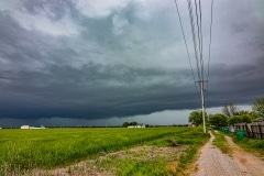 April 11 2020 severe thunderstorm shelf cloud in Frederick Oklahoma Tornado Tour StormWind