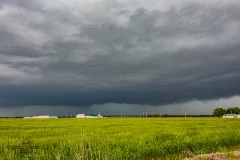 April 11 2020 severe thunderstorm shelf cloud in Frederick Oklahoma Tornado Tour StormWind