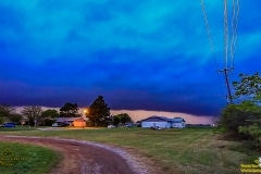 April 11 2020 severe thunderstorm shelf cloud in Frederick Oklahoma Tornado Tour StormWind