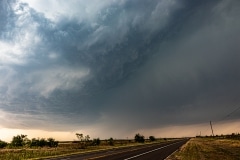 May 7 2020 severe thunderstorm supercell near Quanah Texas - Tornado Tour StormWind