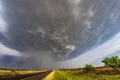 May 7 2020 severe thunderstorm supercell near Quanah Texas - Tornado Tour StormWind