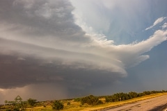 May 7 2020 severe thunderstorm supercell near Quanah Texas - Tornado Tour StormWind